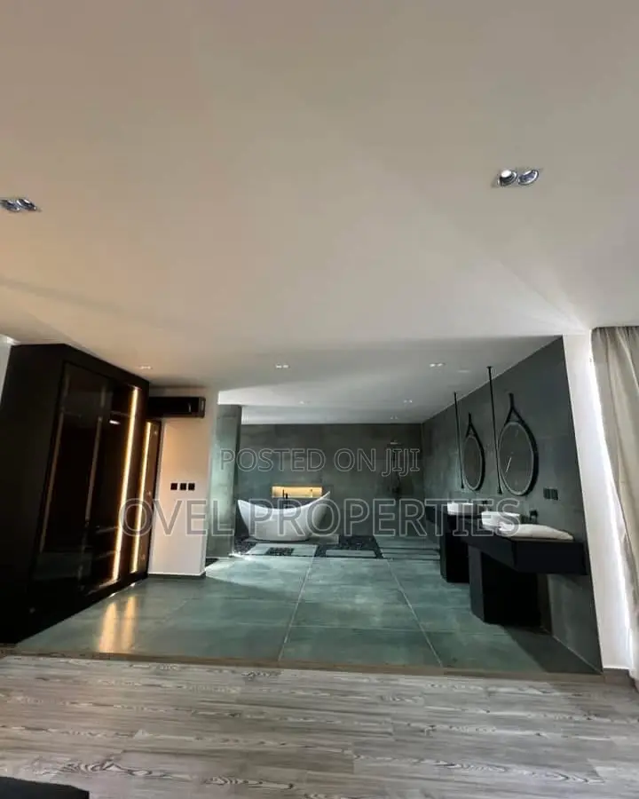 Furnished 4bdrm House in Eastlegon  Dollars for sale