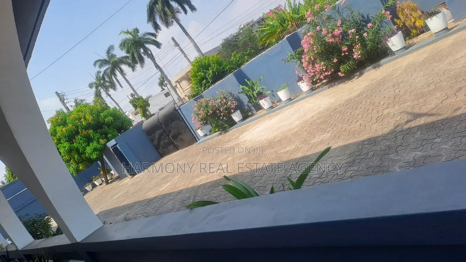 7bdrm House in Abelemkpe for rent
