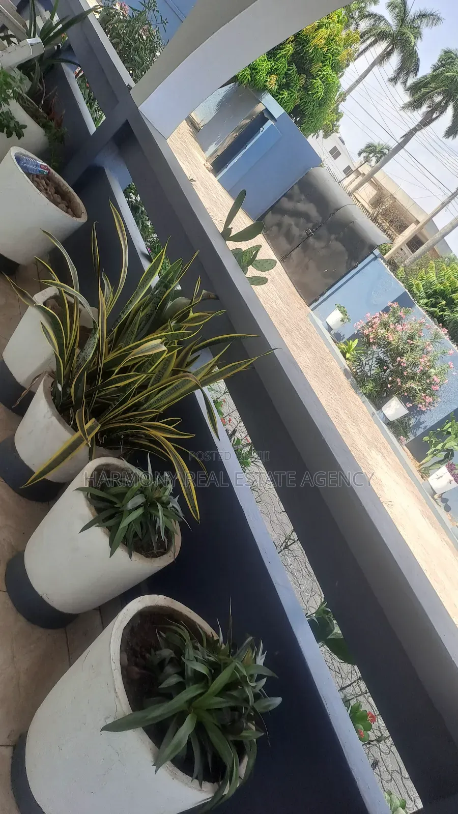 7bdrm House in Abelemkpe for rent