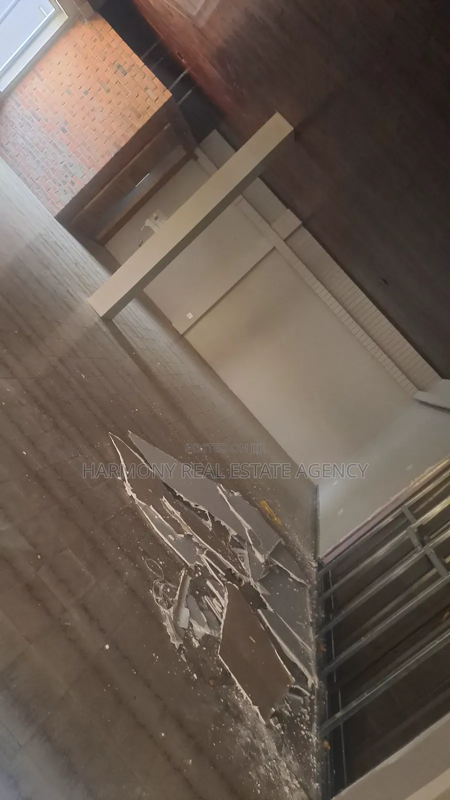 7bdrm House in Abelemkpe for rent