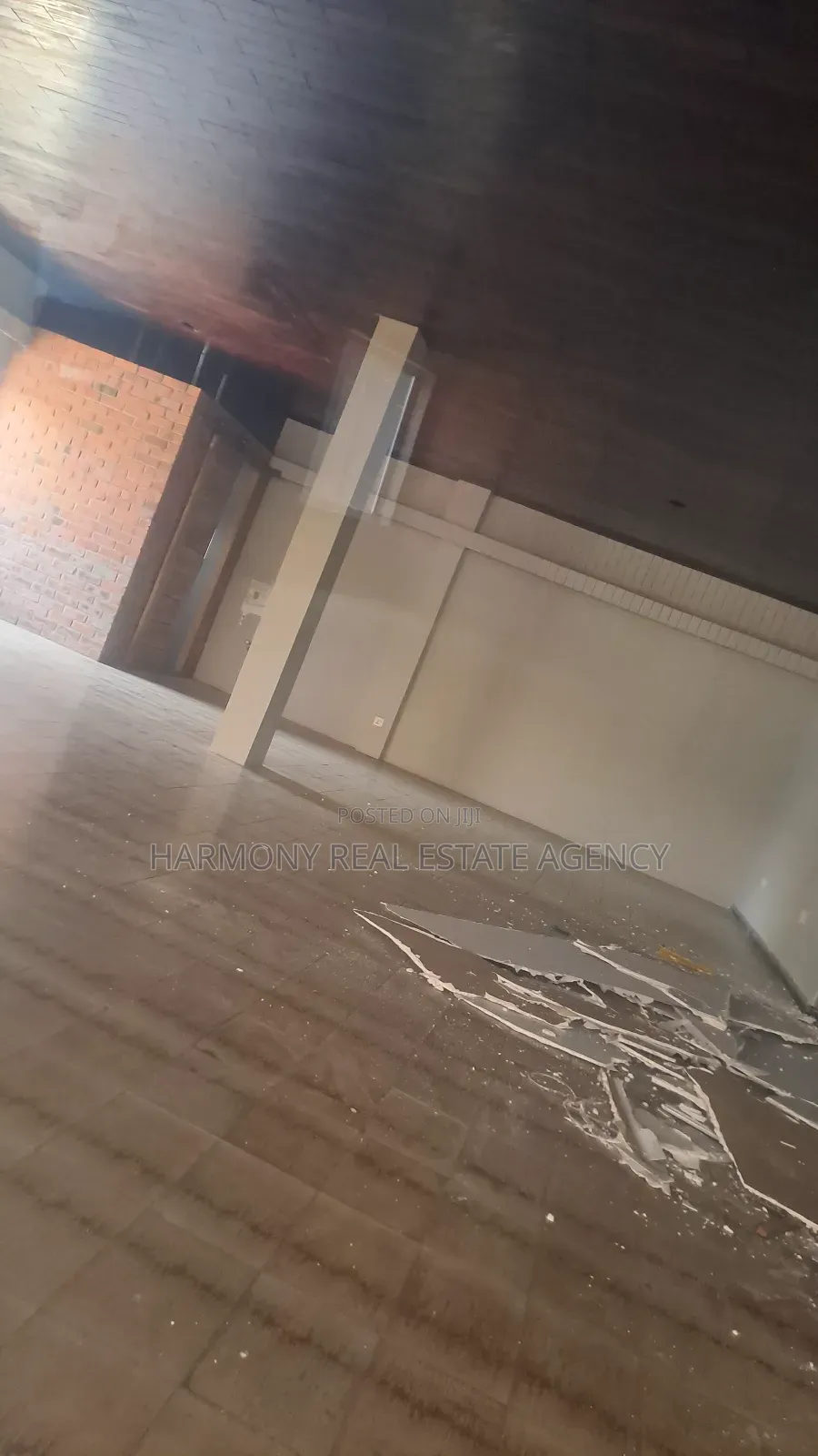 7bdrm House in Abelemkpe for rent