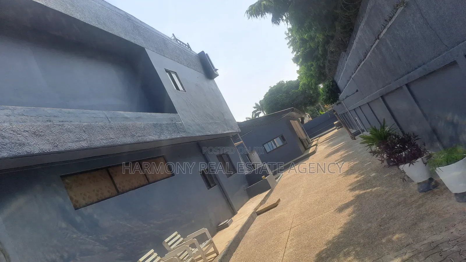 7bdrm House in Abelemkpe for rent