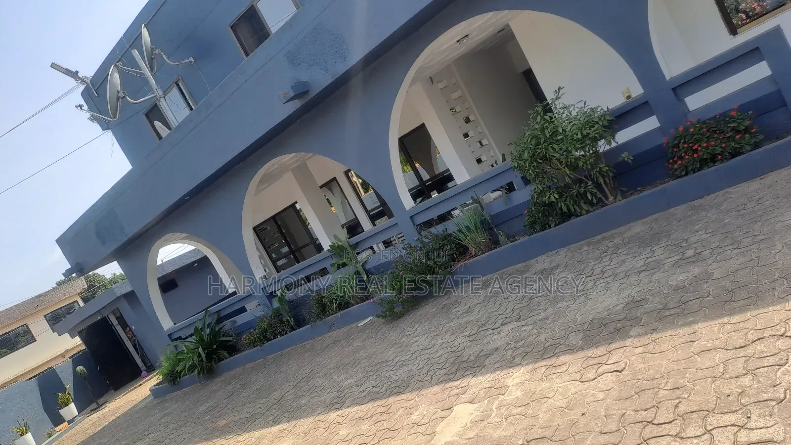 7bdrm House in Abelemkpe for rent