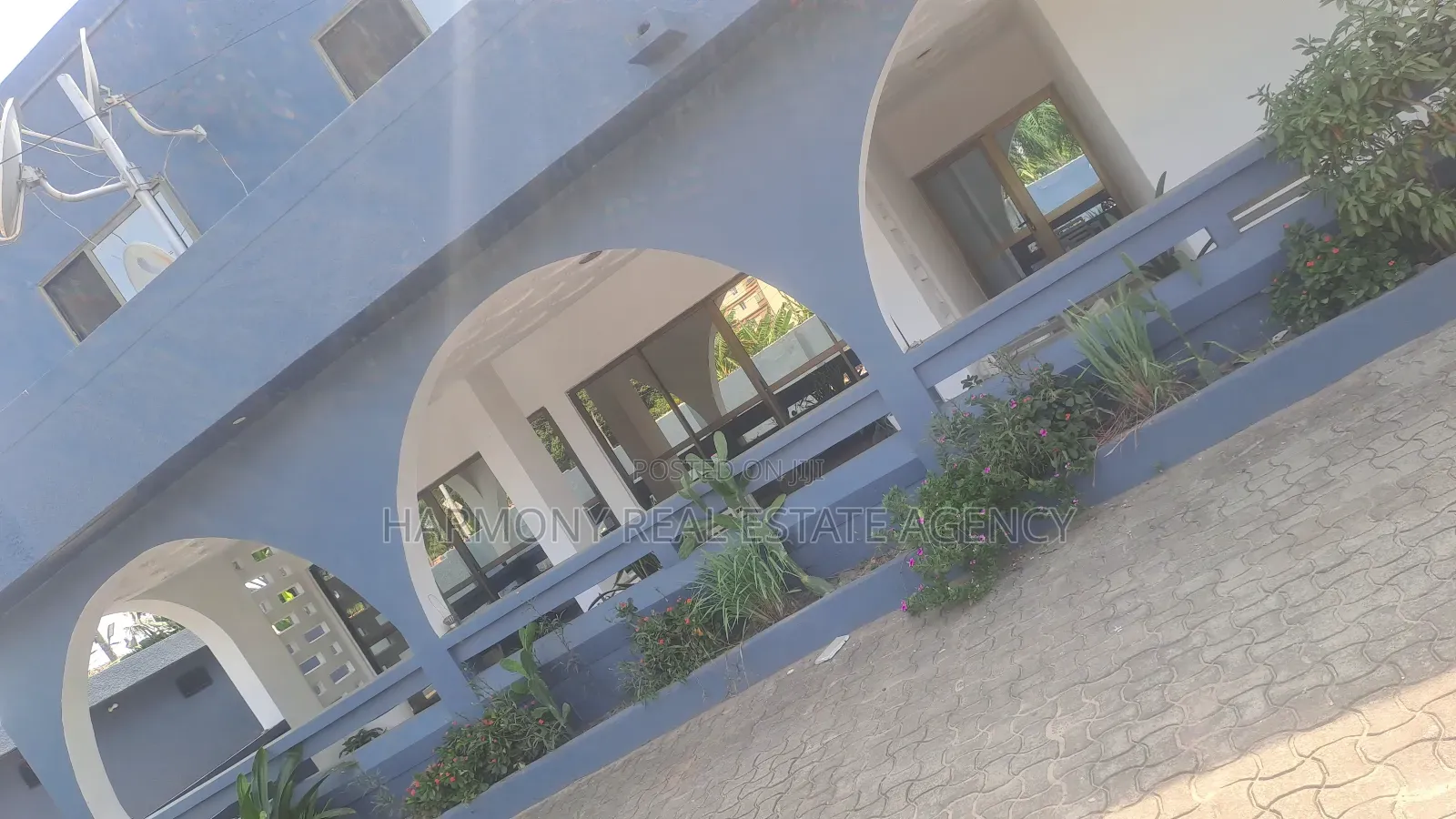7bdrm House in Abelemkpe for rent