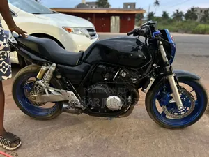 Honda CB 2022 Black