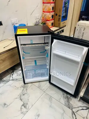 Chill Master Black Glass Door Pearl Fridge