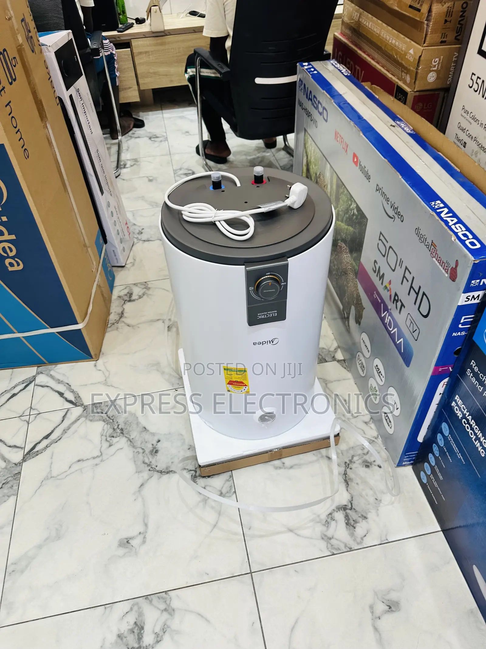 50l Water Heater Midea White Design Sleek