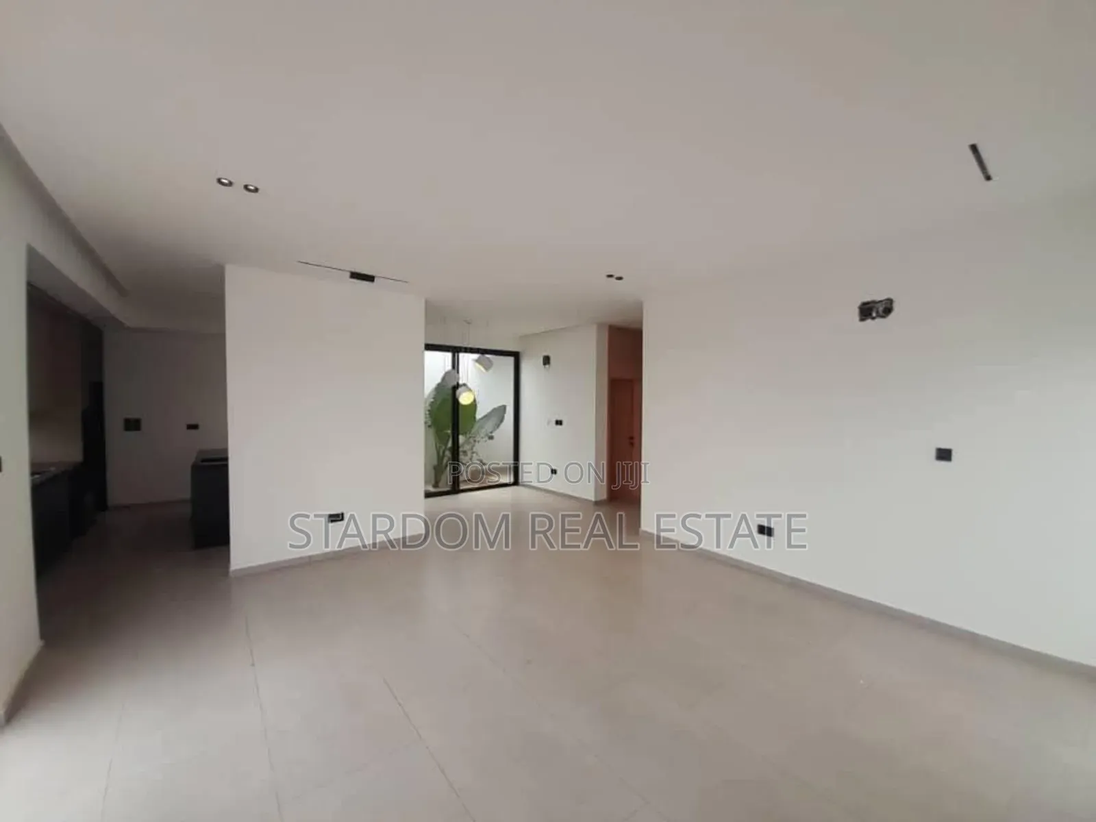 3bdrm Duplex in Malejor, Adenta for sale