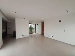 3bdrm Duplex in Malejor, Adenta for sale