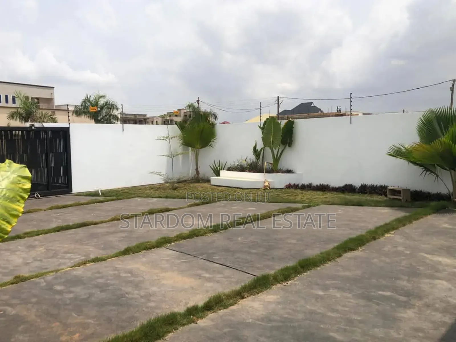 3bdrm Duplex in Malejor, Adenta for sale