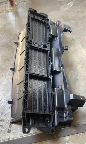 2022 Honda Crv Front  Active Air Shutter Grille