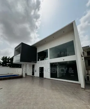 5bdrm Duplex in East Legon for sale