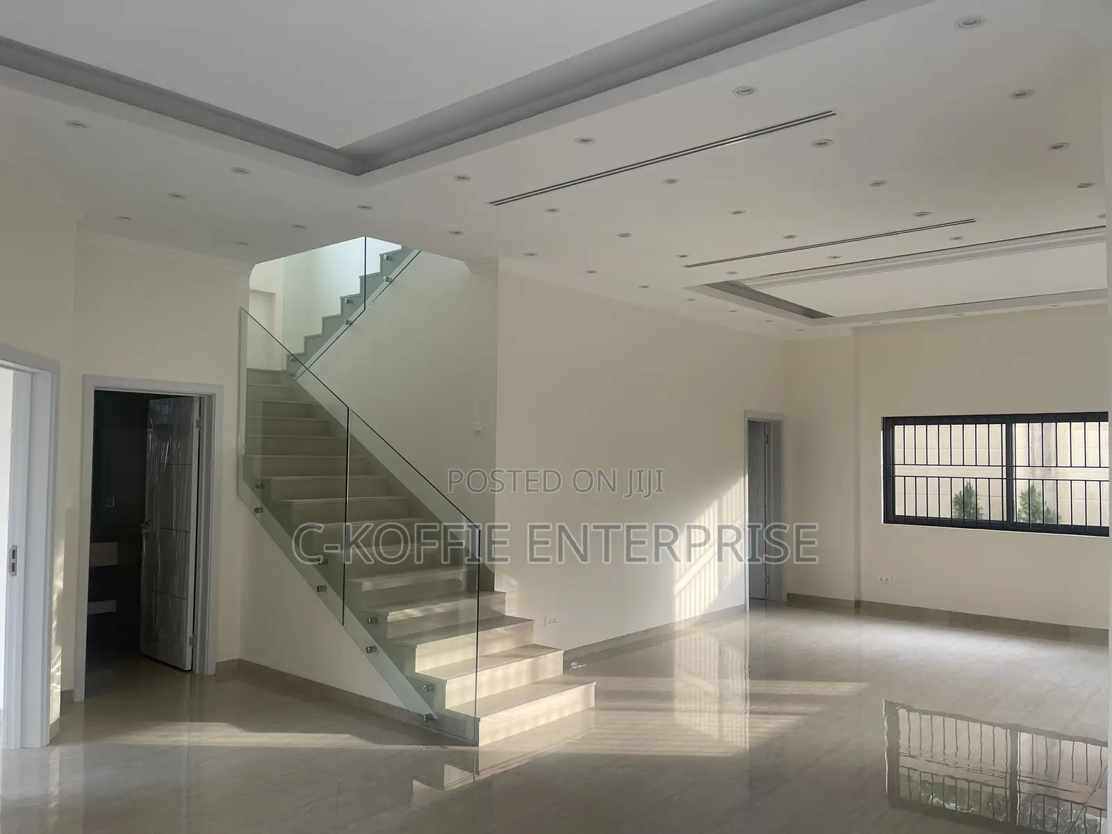4bdrm House in Airport Residential for rent