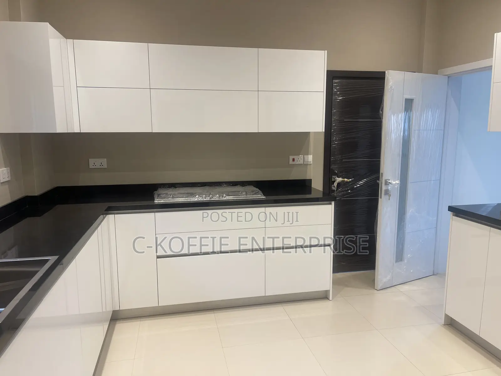 4bdrm House in Airport Residential for rent