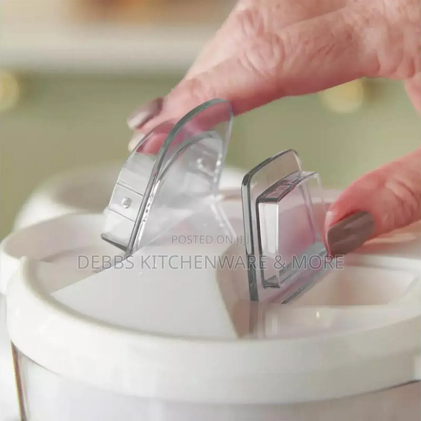 1.5litre Russell Hobbs Plastic Blender From Uk