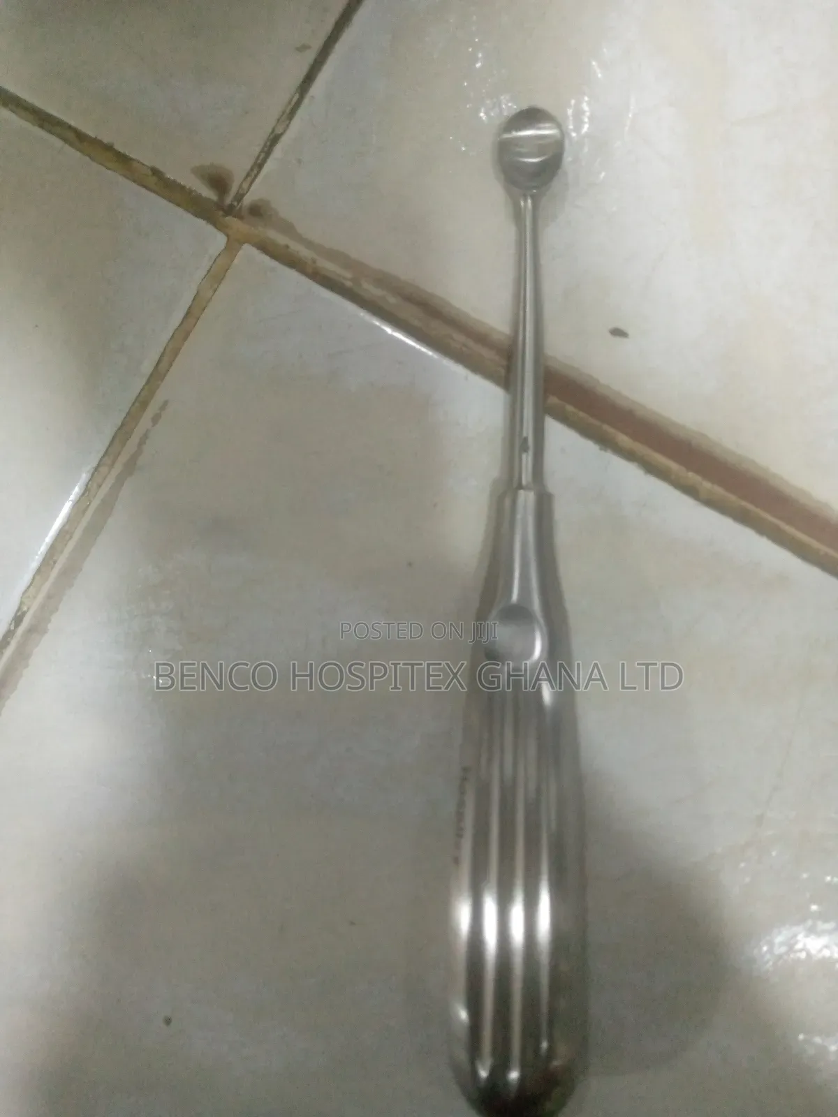 Bone Scoop Short