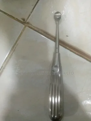 Bone Scoop Short