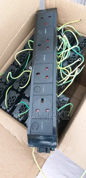 High Quality Uk Extention Board or Power Distribution Board