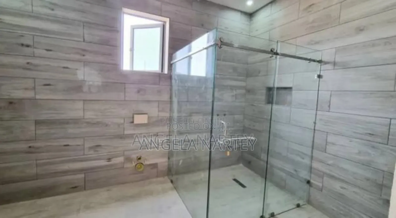 4bdrm House in Community 16 Lashibi, Tema Metropolitan for sale