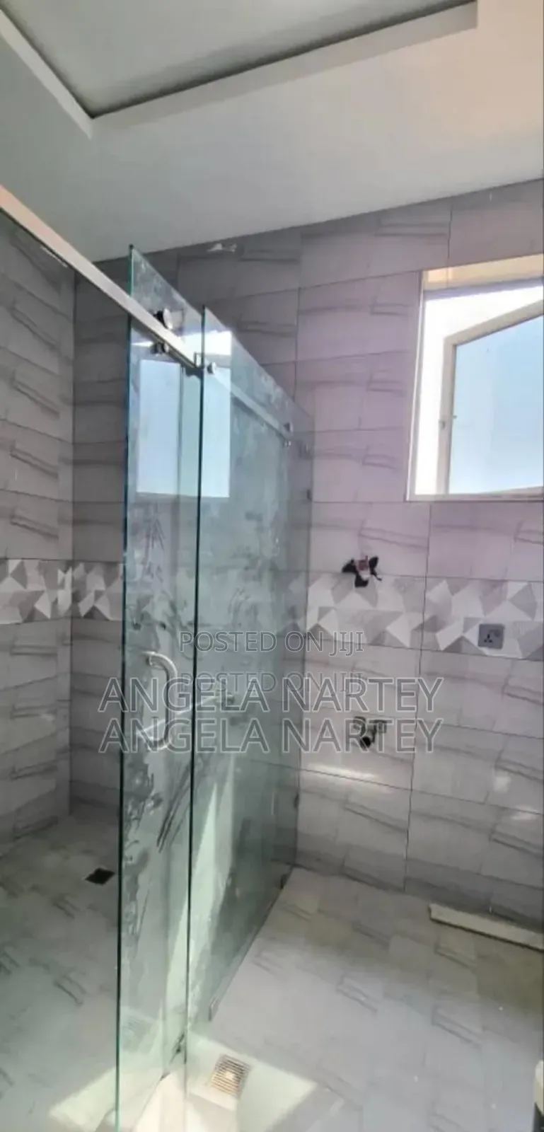 4bdrm House in Community 16 Lashibi, Tema Metropolitan for sale