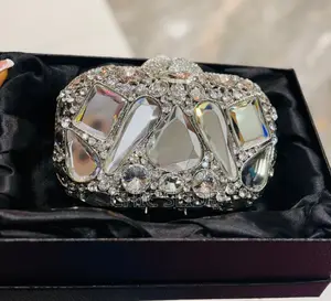 Top Notch Crystal Clutches