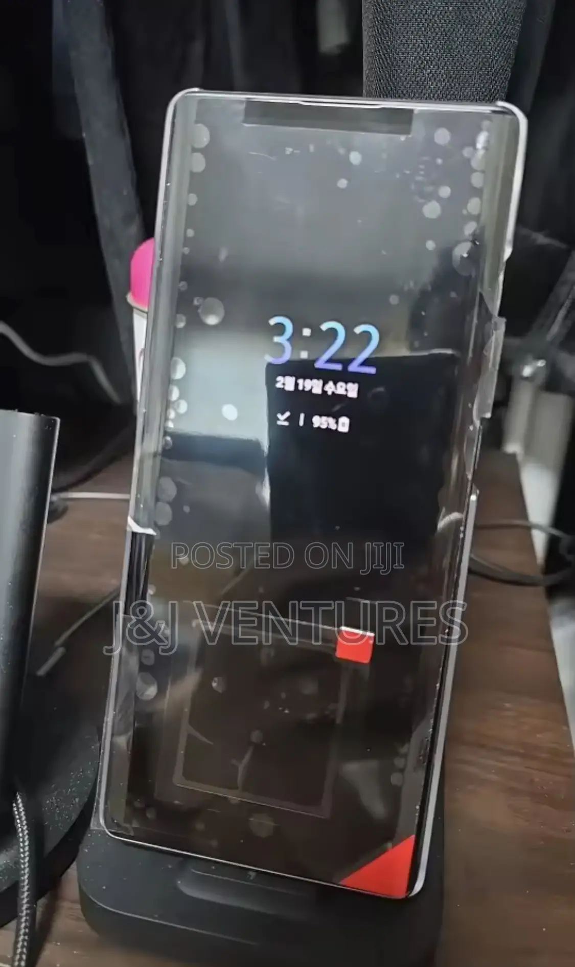 Lg Wing Screen