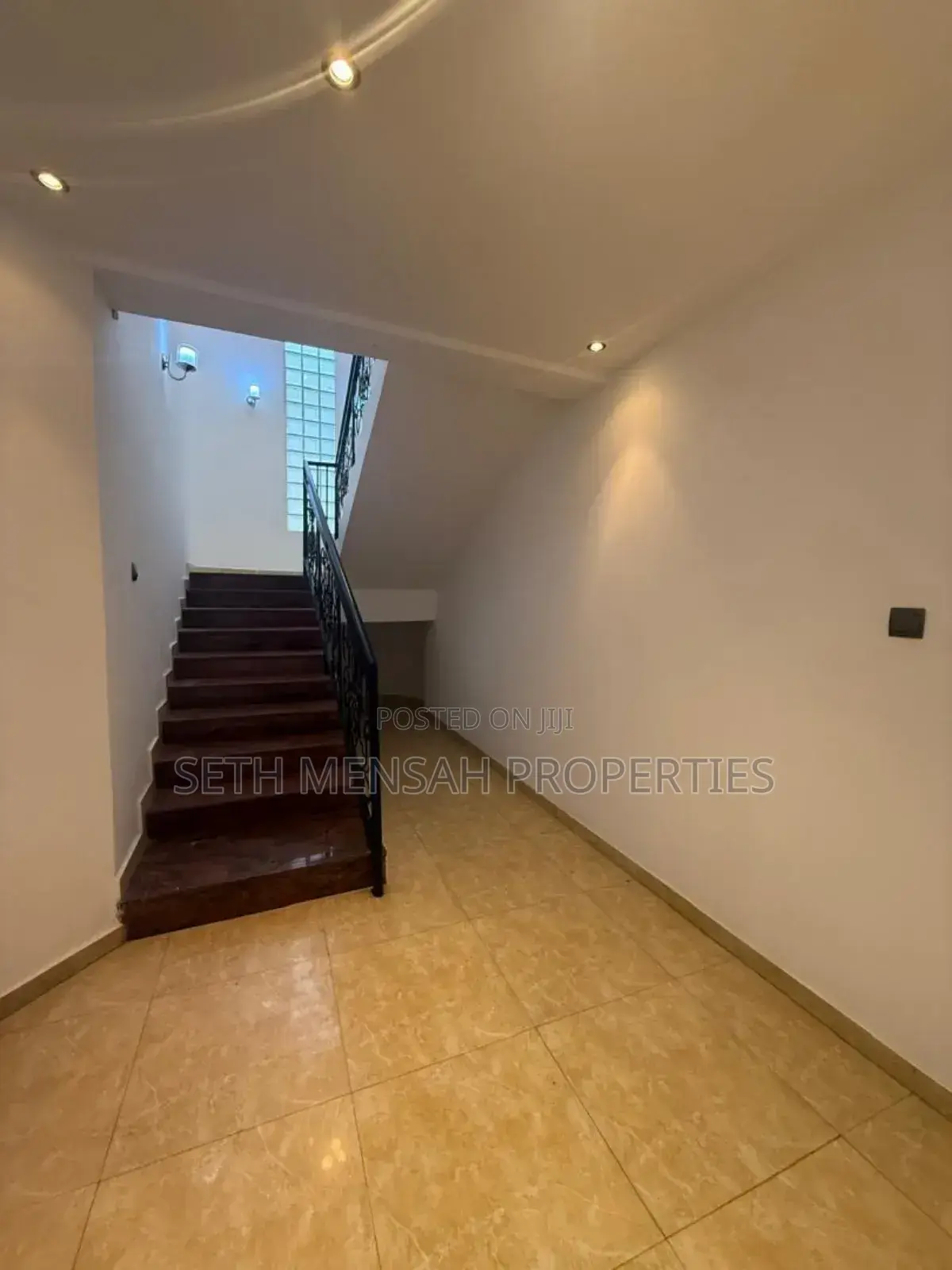 Furnished 4bdrm House in Skm Properties, Cantonments for rent