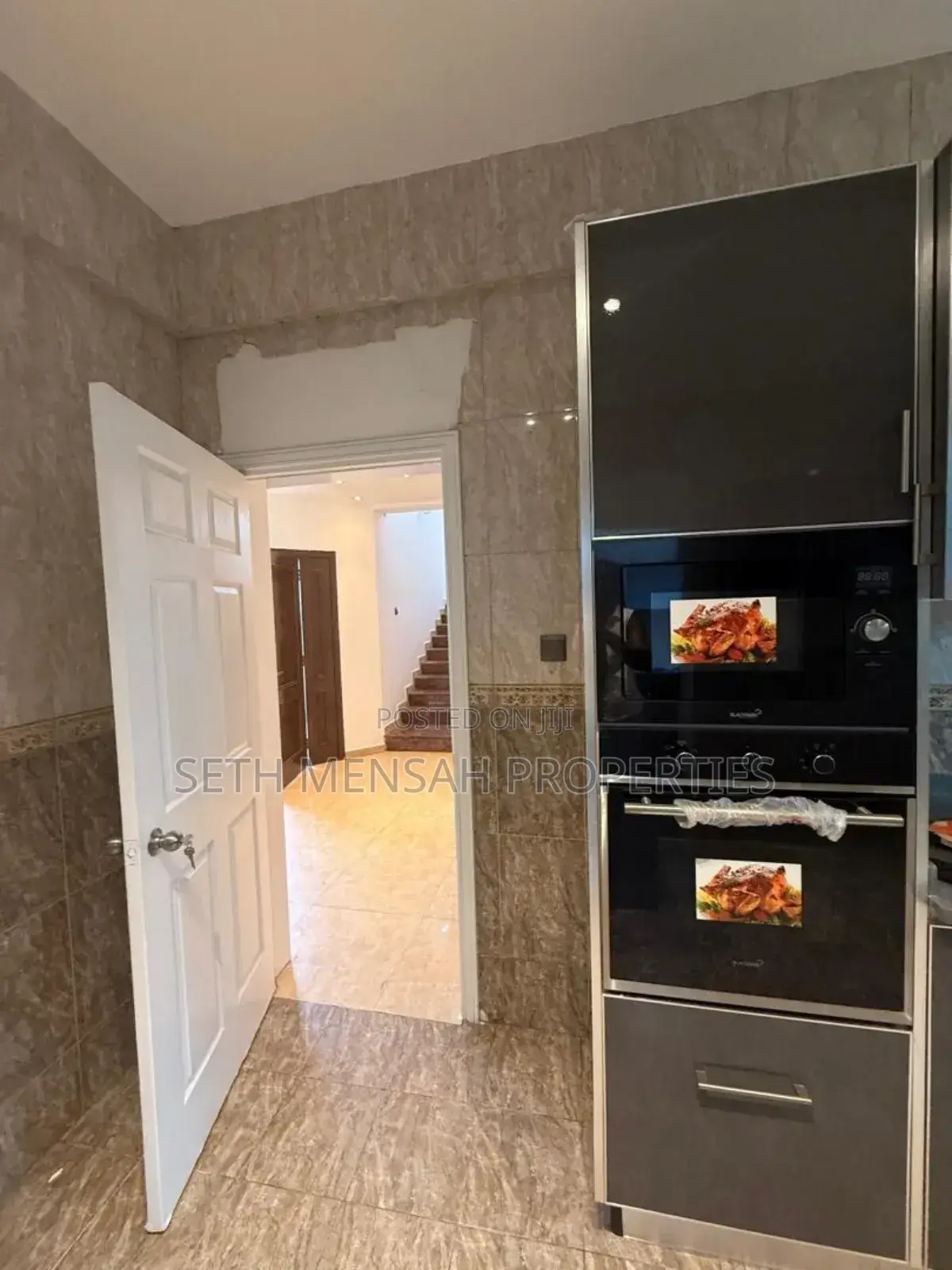 Furnished 4bdrm House in Skm Properties, Cantonments for rent