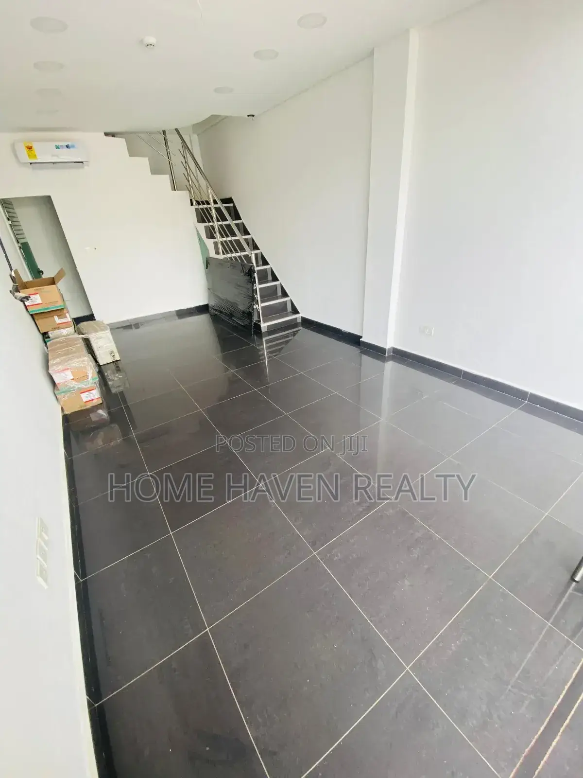 Double Shop for Rent at Kisseman Achimota
