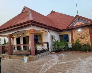 5bdrm House in Abuakwa Agogo, Kumasi Metropolitan for sale