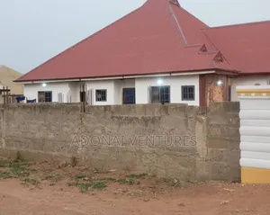 5bdrm House in Abuakwa Agogo, Kumasi Metropolitan for sale