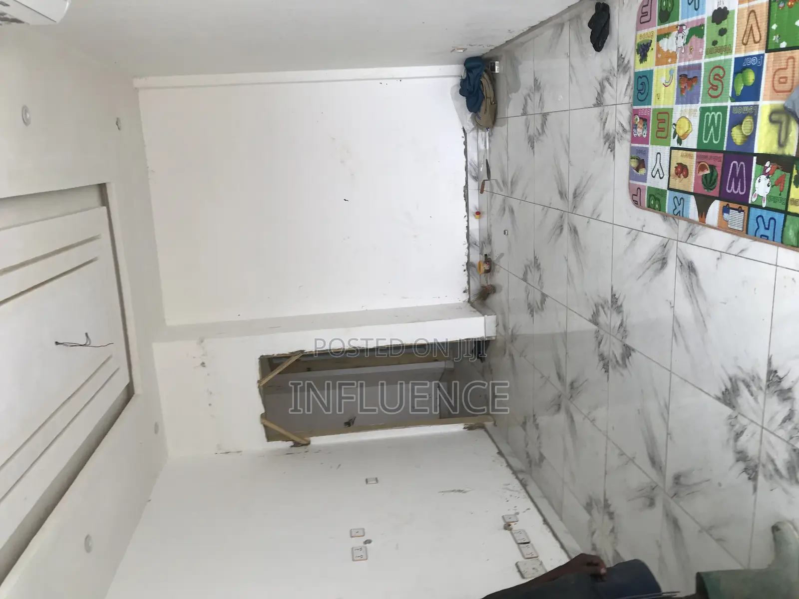 2bdrm House in Kfc Nanakroom, East Legon for sale