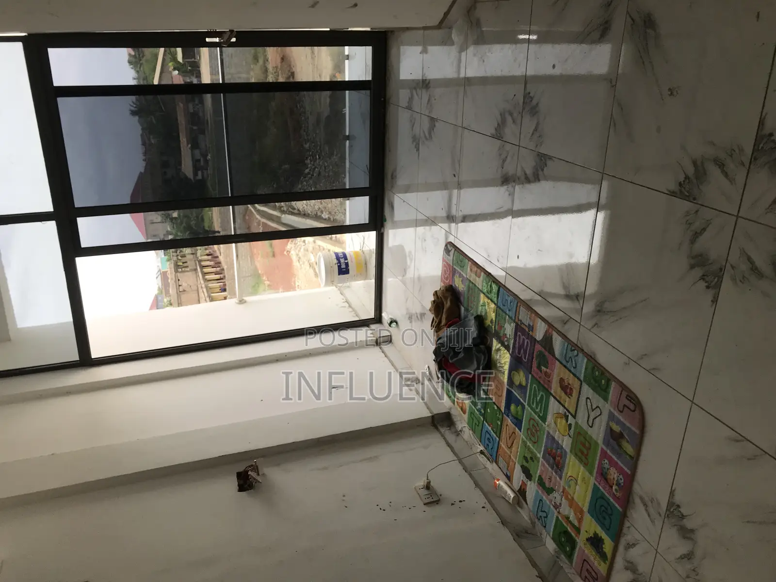 2bdrm House in Kfc Nanakroom, East Legon for sale