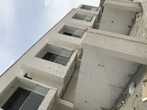 2bdrm House in Kfc Nanakroom, East Legon for sale