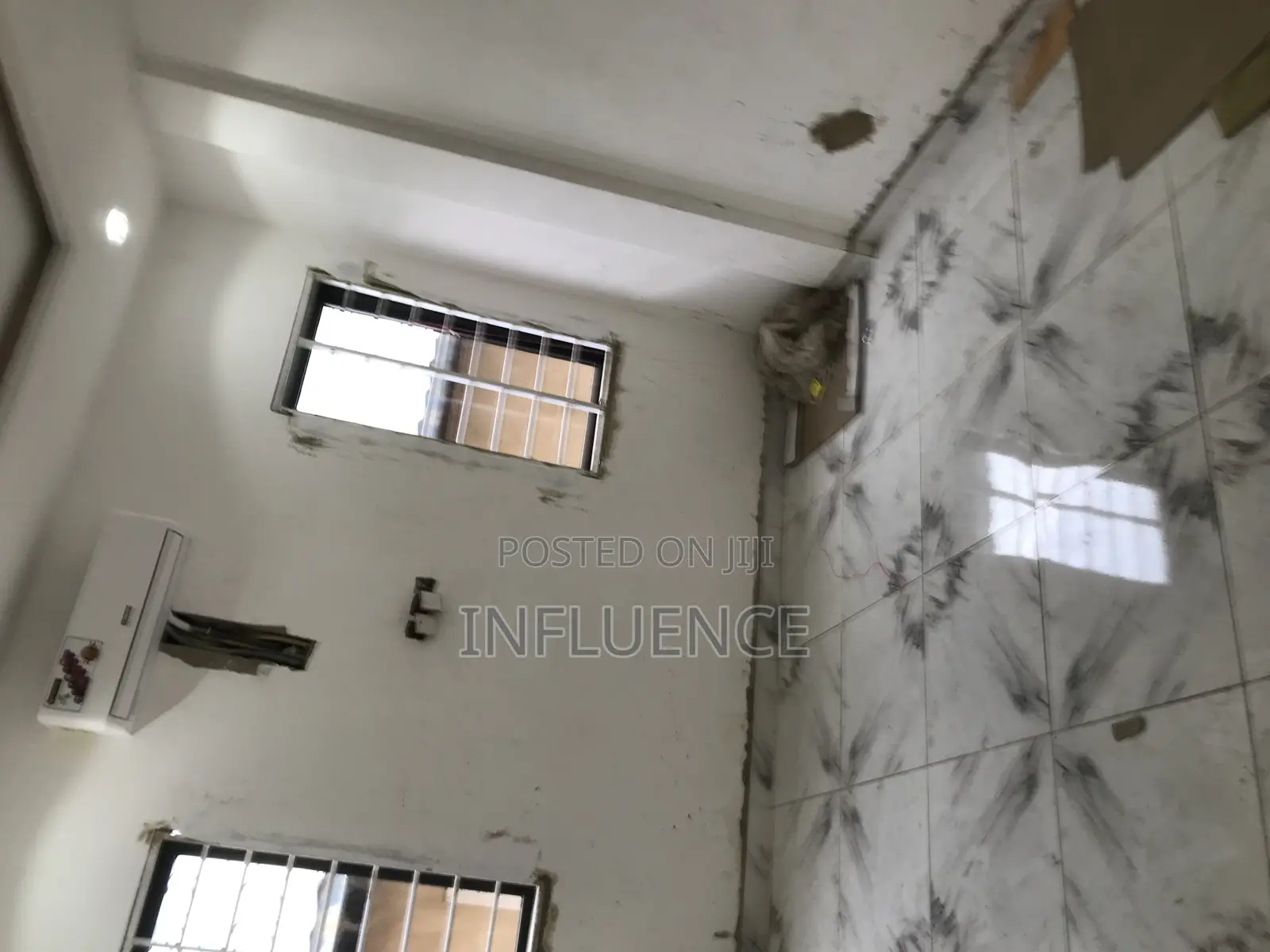 2bdrm House in Kfc Nanakroom, East Legon for sale