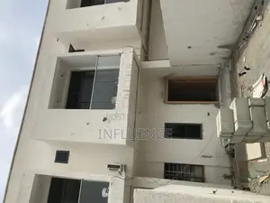 2bdrm House in Kfc Nanakroom, East Legon for sale