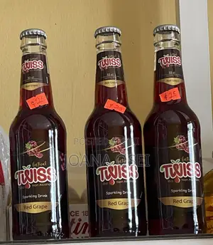 Twiss Sparkling Red Grapes Drink