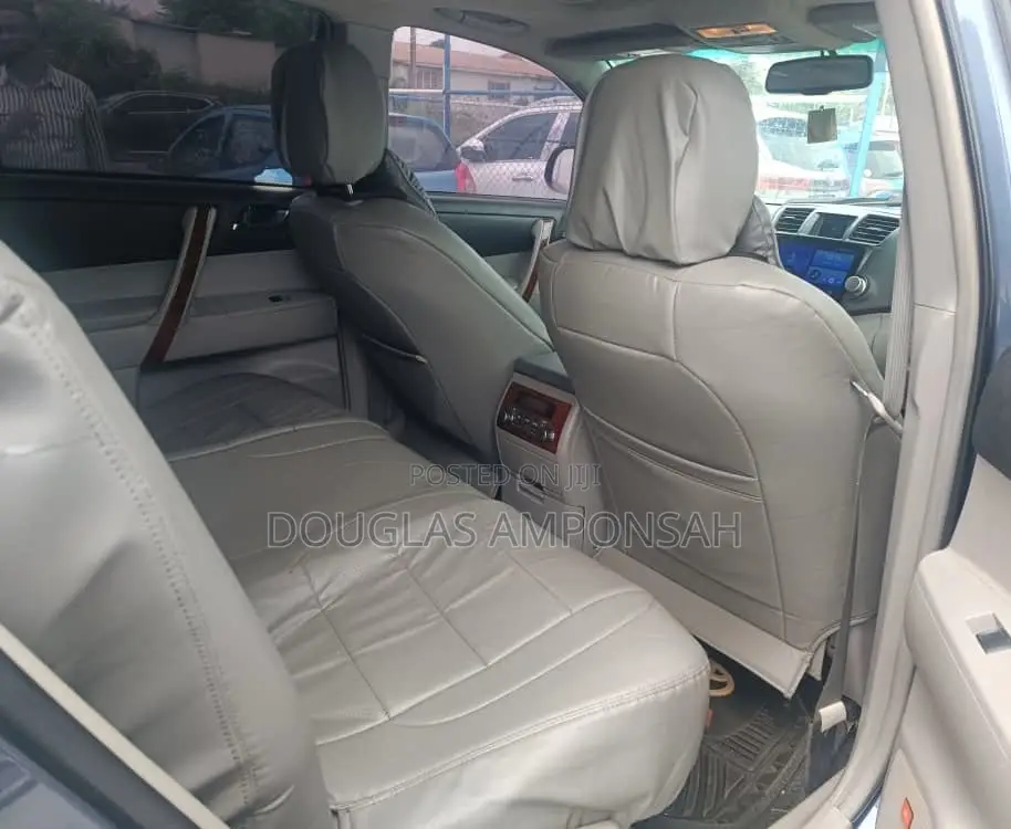 Toyota Highlander 2013 Blue