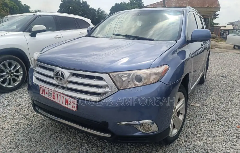 Toyota Highlander 2013 Blue