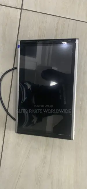 Universal Rear Screen for All Cars