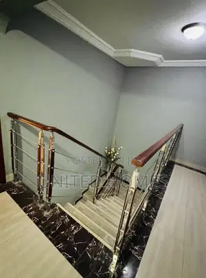 5bdrm House in Weija for sale