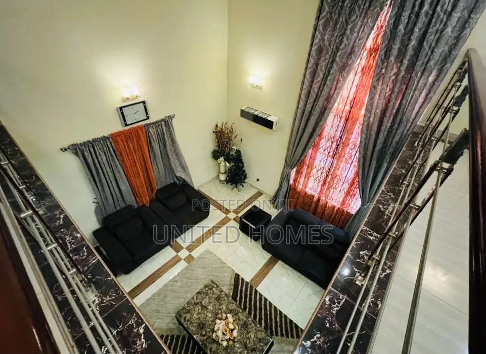 5bdrm House in Weija for sale