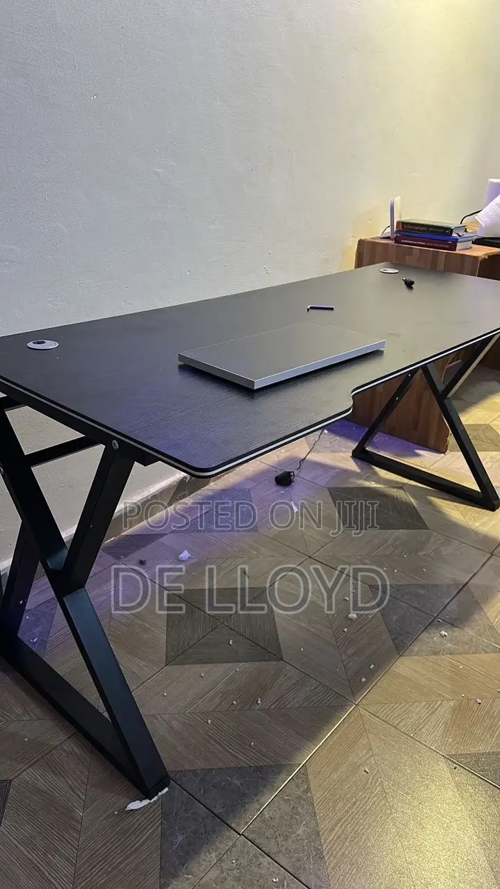 160 Cm Game Table / Multipurpose Office Table