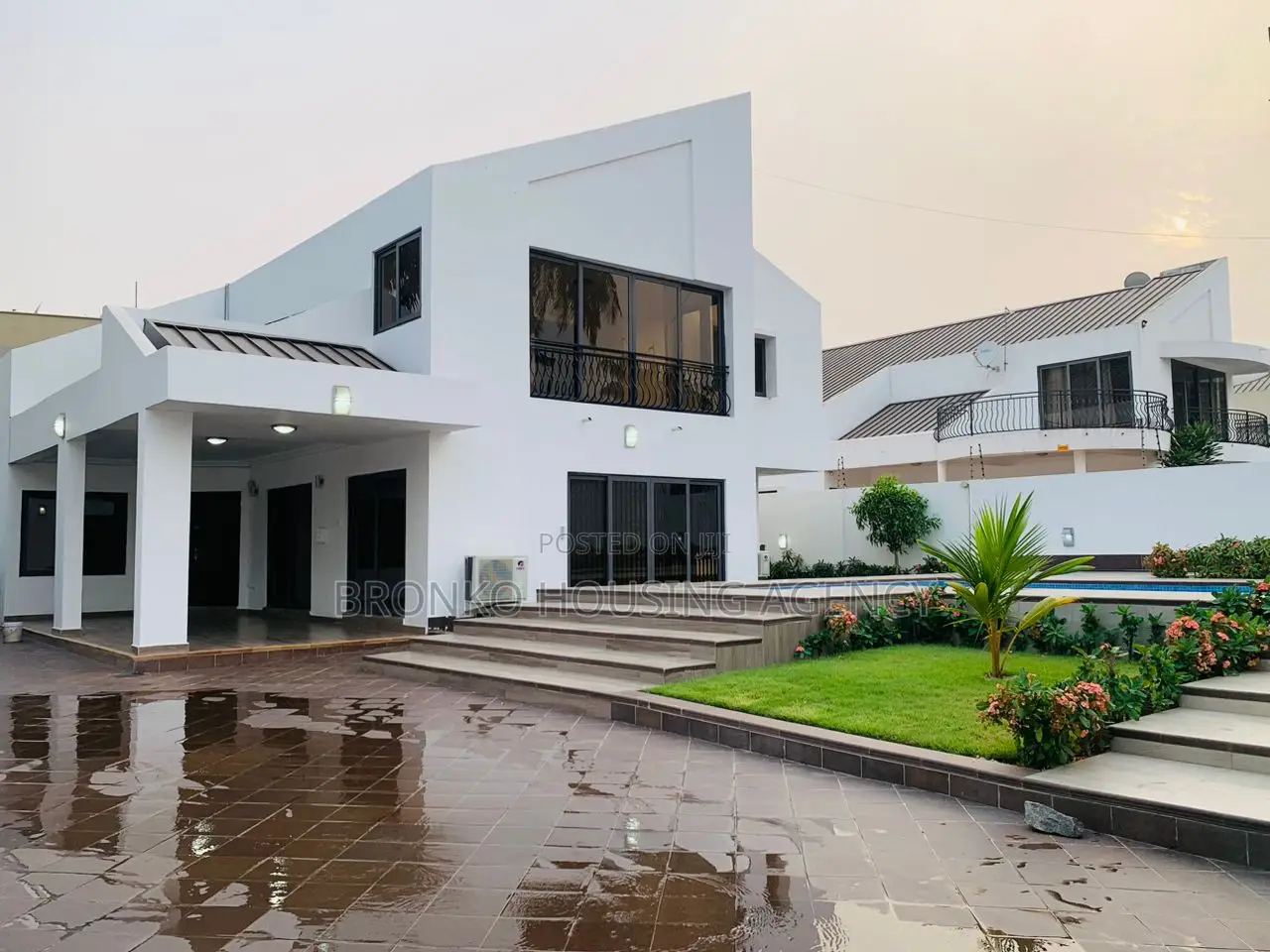 4bdrm House in Bronko Housing, Airport Residential Area for rent