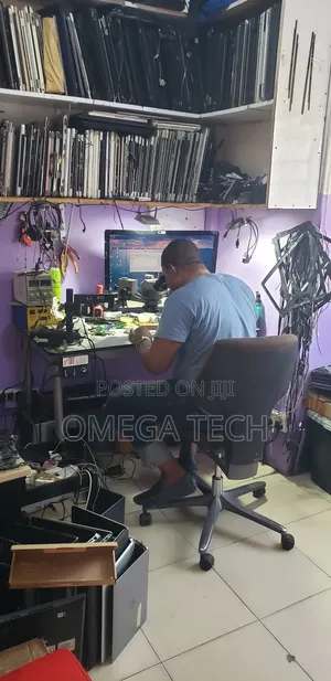 Macbook Screen and Repairs