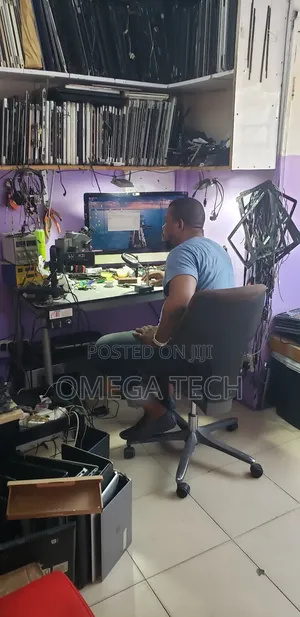 Macbook Screen and Repairs