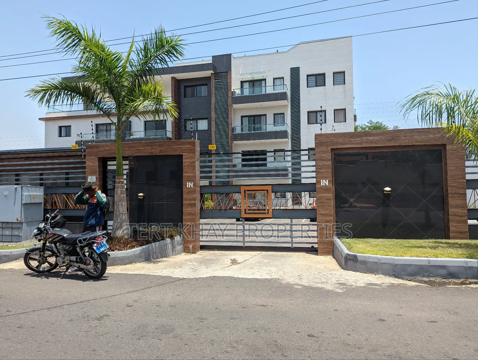 Furnished 2 Bedroom Apartment in Cantonment for Short Stay
