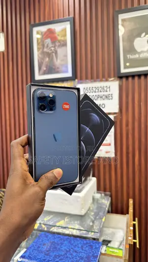 New Apple iPhone 12 Pro Max 256 GB Blue