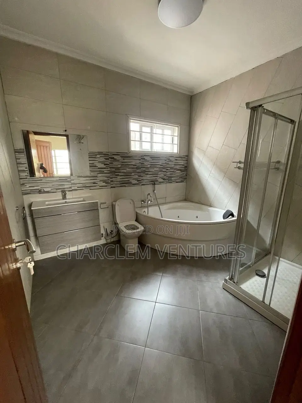 3bdrm Apartment in Charclem Ventures, Accra Metropolitan for rent