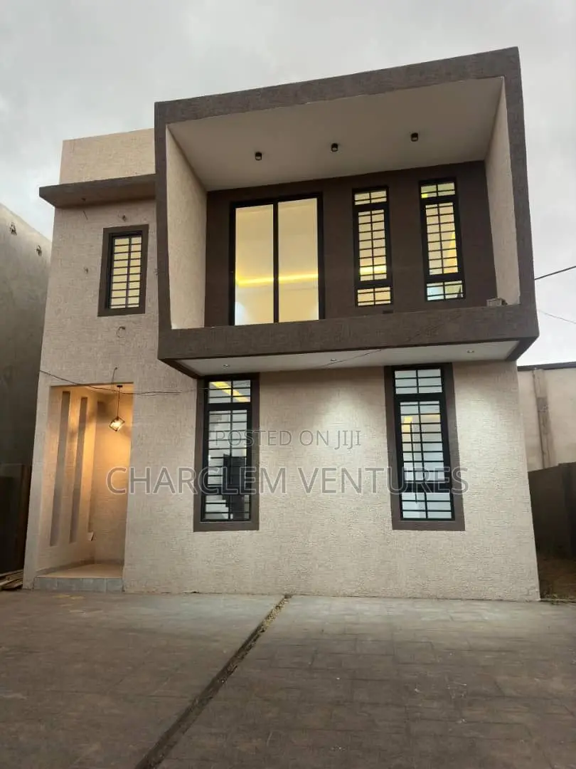 3bdrm House in Charclem Ventures, East Legon for sale